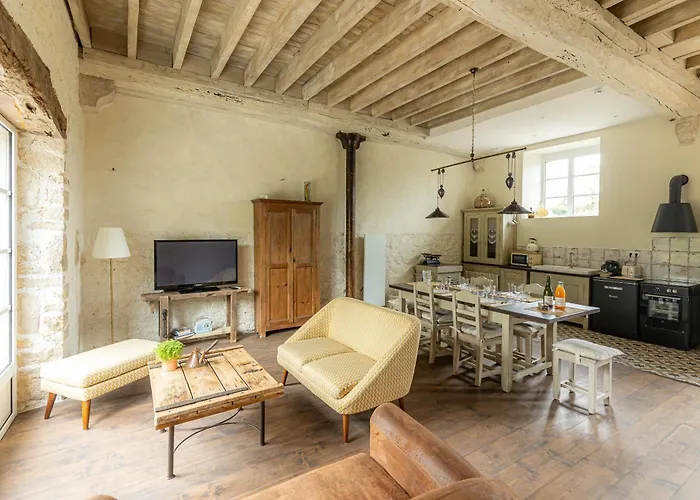 Chez Marguerite Et Bienaime