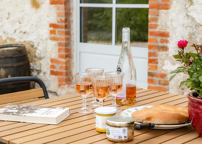 Chez Marguerite Et Bienaime Nyaraló